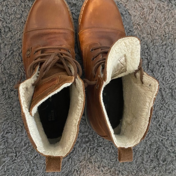 Bull boxer boots and shoes. Also Steve Madden - Picture 2 of 8